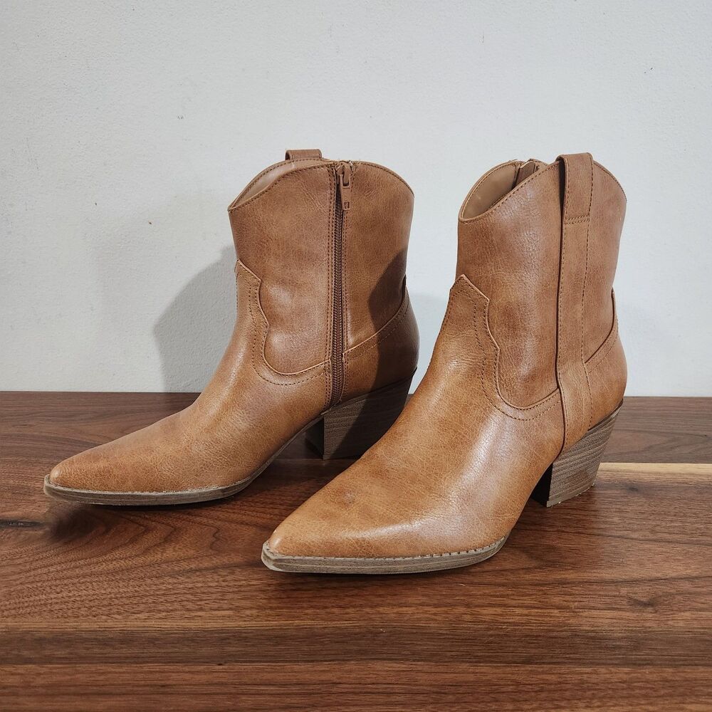 Universal Thread Cowboy Western Ankle Boots Brown Faux Leather Womens 9.5